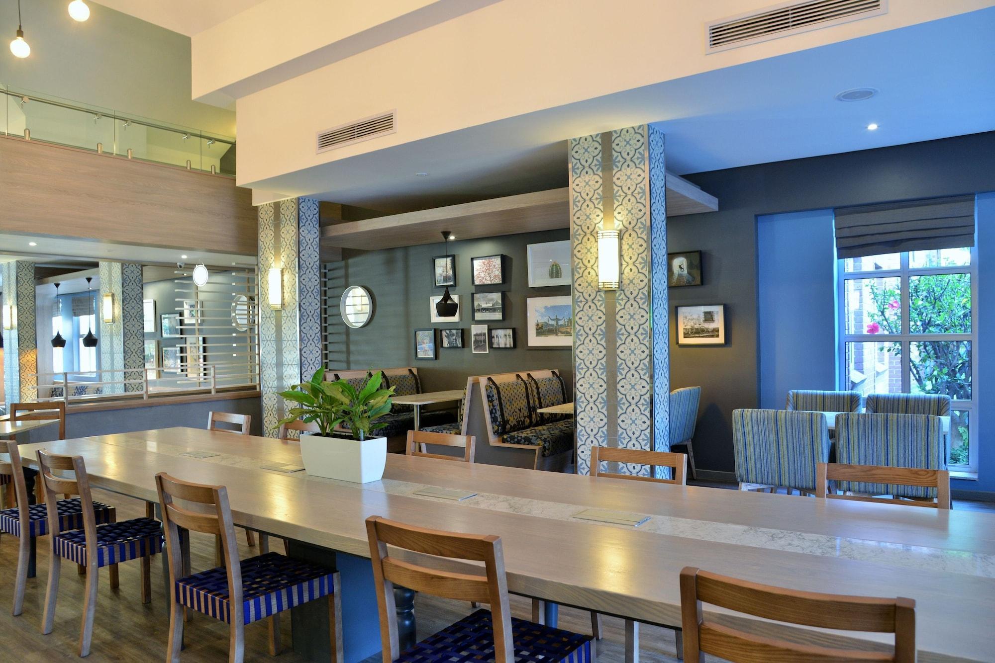 Town Lodge Menlo Park Преторія Екстер'єр фото